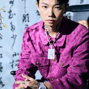 妈妈帮你打脚枪
